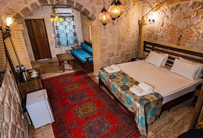 スタンダードシティビュールーム, Cappadocia Caves