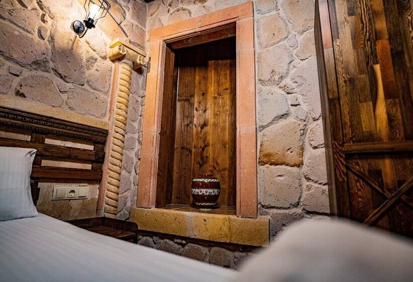 اتاق استاندارد با چشمانداز شهر, Cappadocia Caves