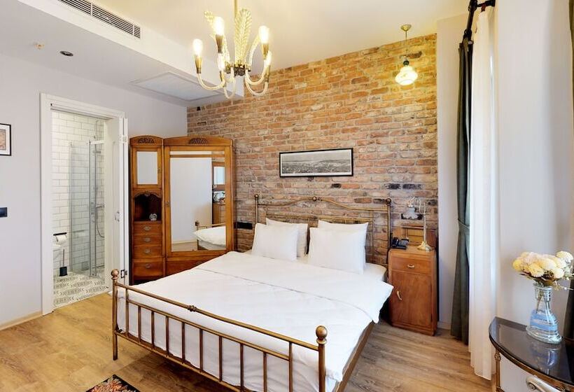 デラックスルーム, Des Arts Galata