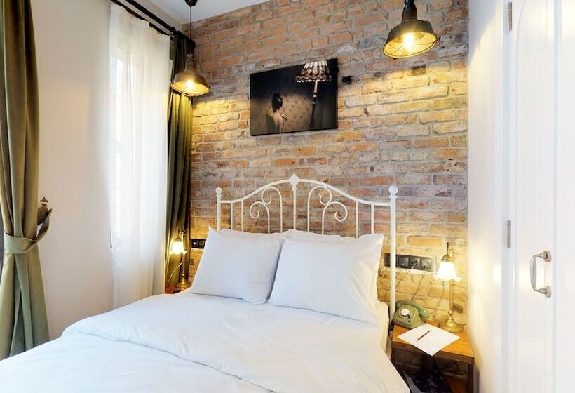 スタンダードルーム, Des Arts Galata