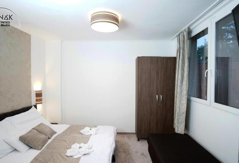 디럭스 룸 킹사이즈 침대, írisz