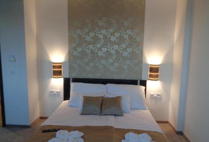 חדר סופריור עם מיטת קינג, írisz