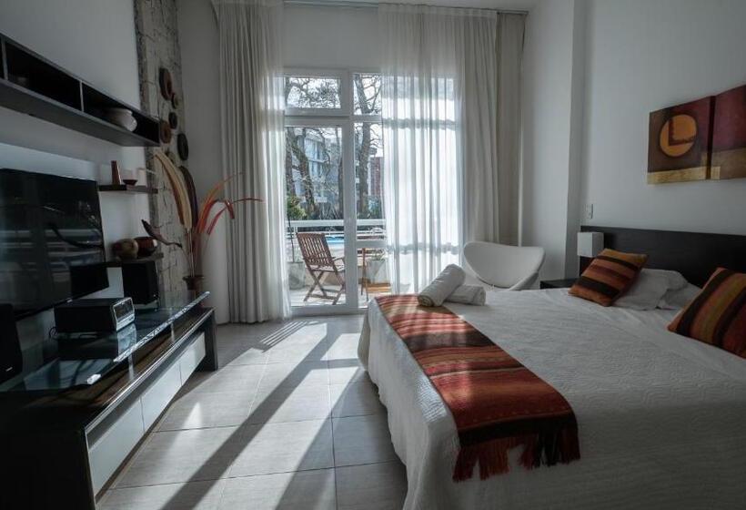 Студия Стандарт, Sea Point By D&g