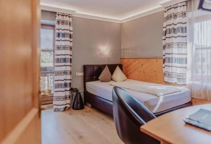 Standard Yhden Hengen Huone, Landhotel Gschirnwirt