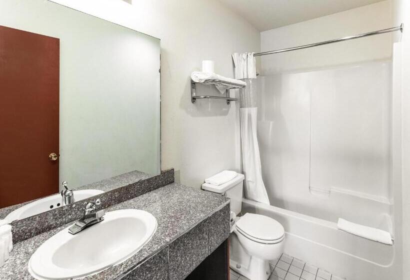 غرفة قياسية لذوى الاحتياجات الخاصة, Arlington Motor Inn