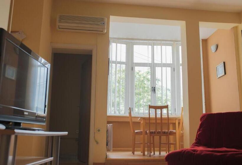 آپارتمان 1 خوابه, Pansion Palace