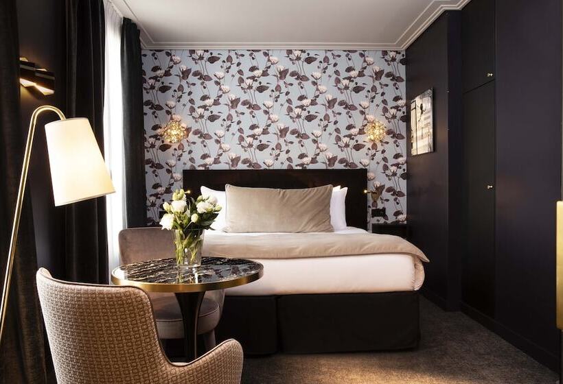 استودیوی استاندارد, Rayz Eiffel