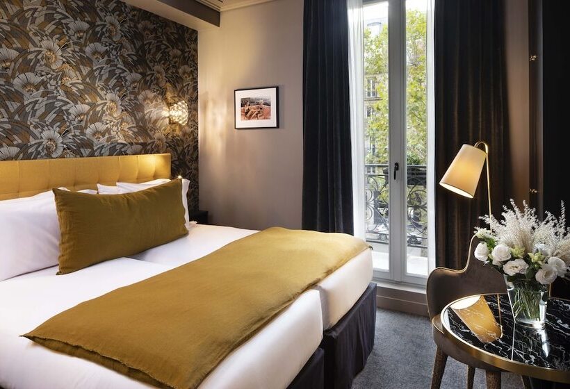 استودیوی سوپریور, Rayz Eiffel