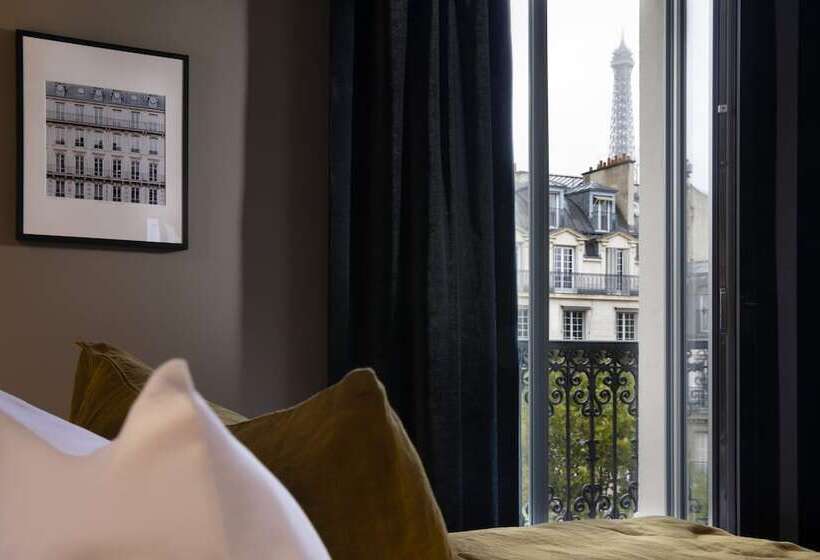 استودیوی لوکس, Rayz Eiffel