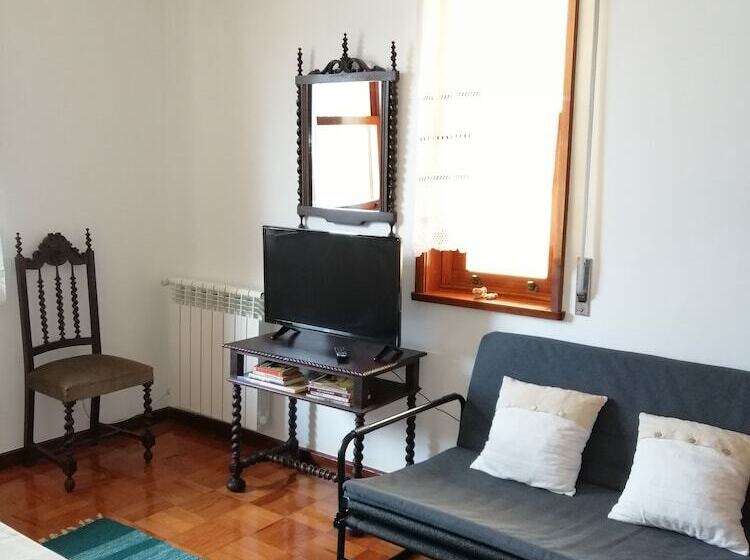 Семейный Номер, Casa Do Ribeirinho