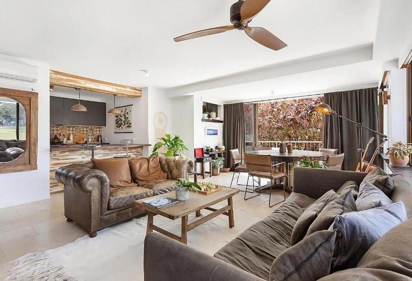 Апартаменты Deluxe 2 Спальни, Byron Pacific Apartments