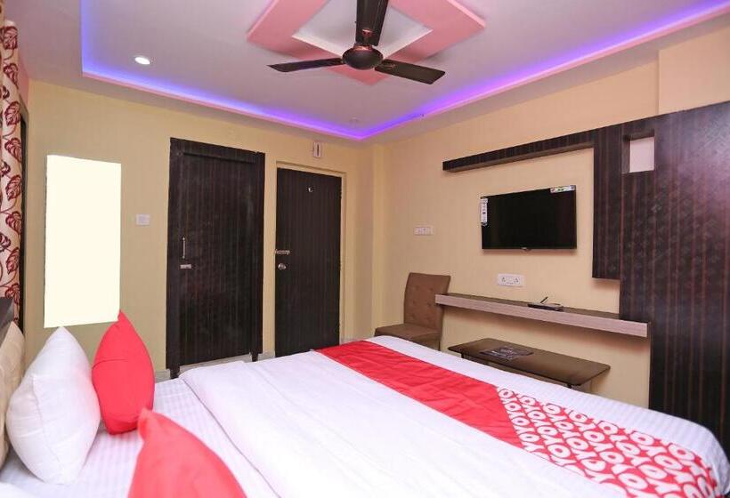 اتاق استاندارد, O Red Velvet Inn Near Chinar Park,airport