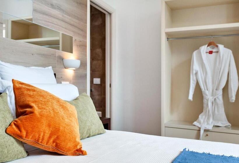 سوئیت با وان آب گرم, Palazzo San Lazzaro Jacuzzi Rooms & Suites Lecce Selection