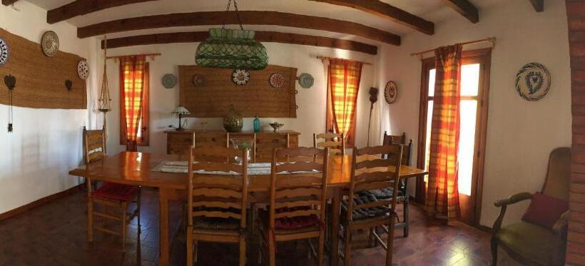 Номер Стандарт Вид на Сад, Casa Rural Paloma