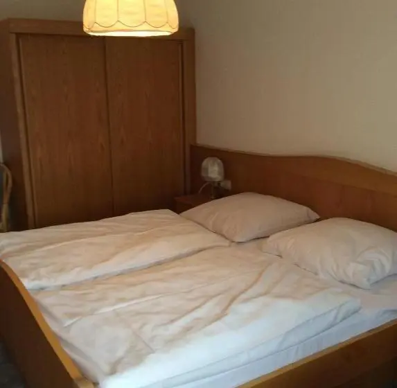 Standard-huone Parveke, Gästehaus Schrötter