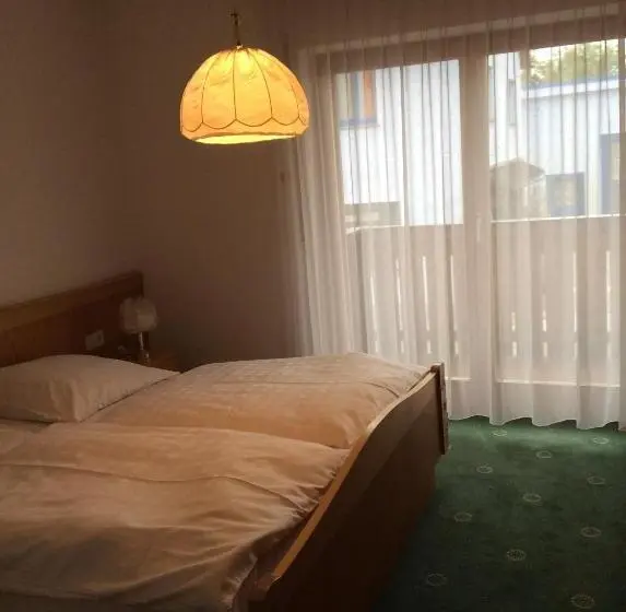 Huoneisto 1 Makuuhuone, Gästehaus Schrötter