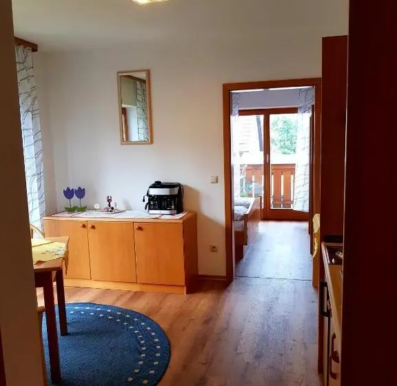 Huoneisto 1 Makuuhuone, Gästehaus Schrötter