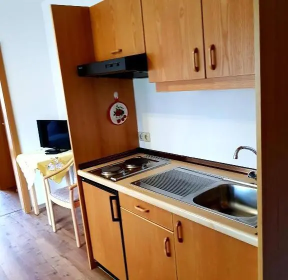 Huoneisto 1 Makuuhuone, Gästehaus Schrötter