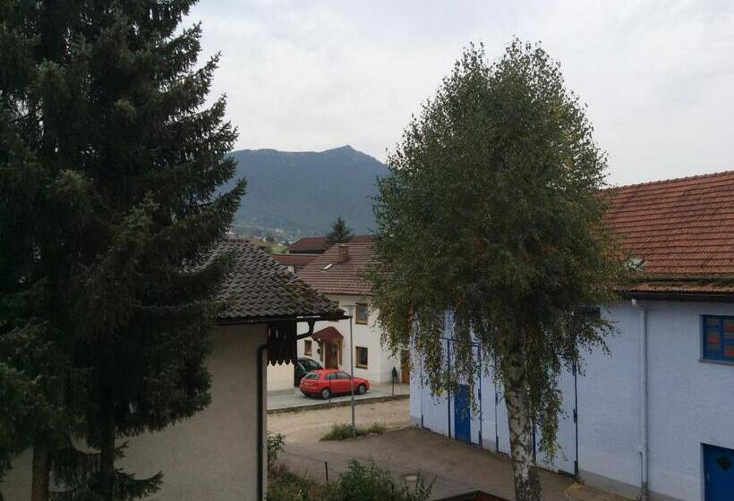 Appartamento 1 Camera da Letto, Gästehaus Schrötter