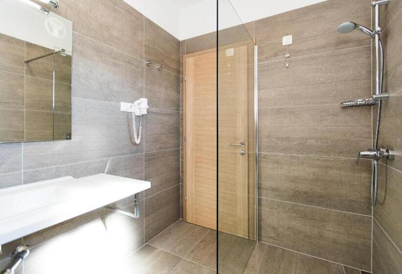 발코니 디럭스 룸, Pansion Preza