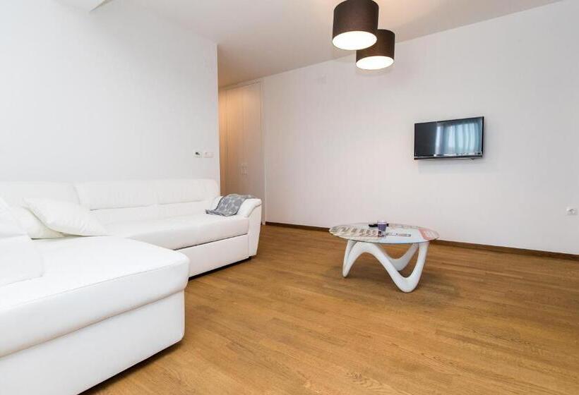 바다 전망 스위트, Pansion Preza