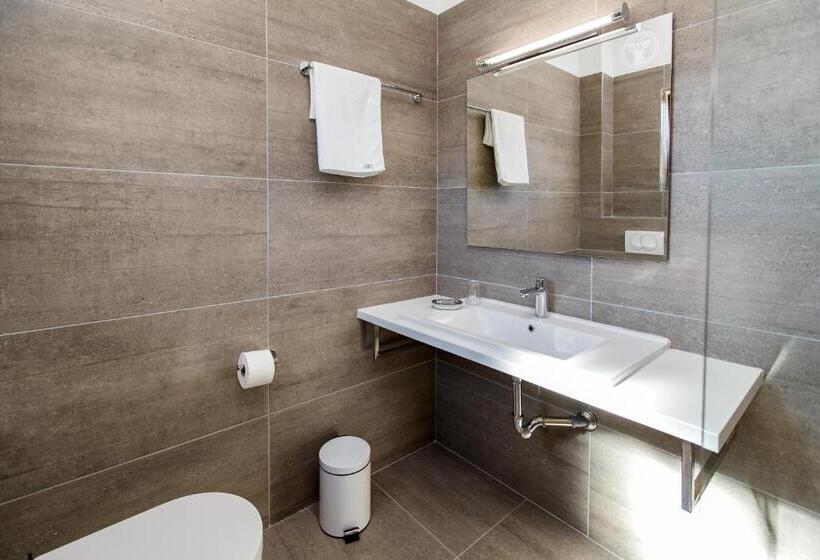 스탠다드 발코니 룸, Pansion Preza