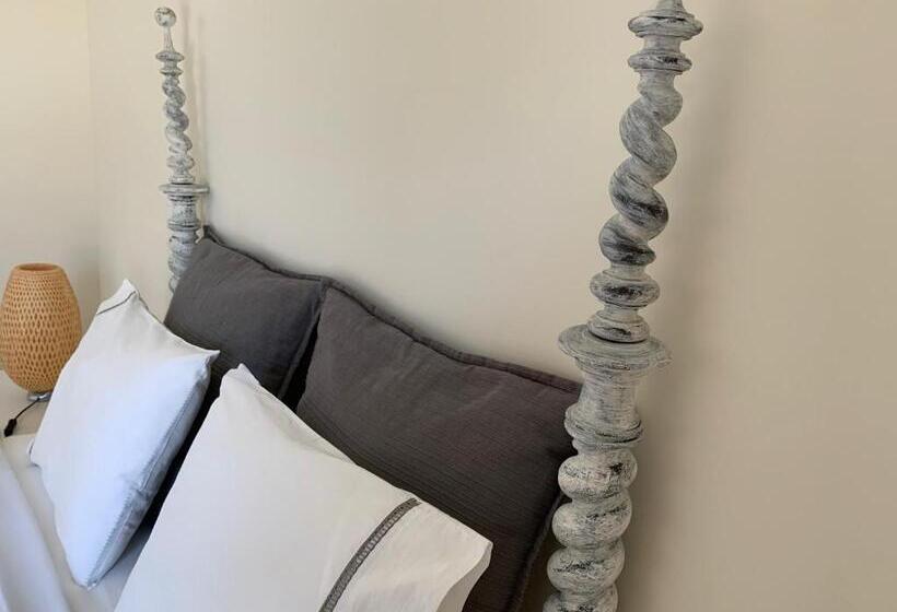 스위트 킹사이즈 침대, Quinta Ribeira Do Labrador   Lisbon West Wine Route