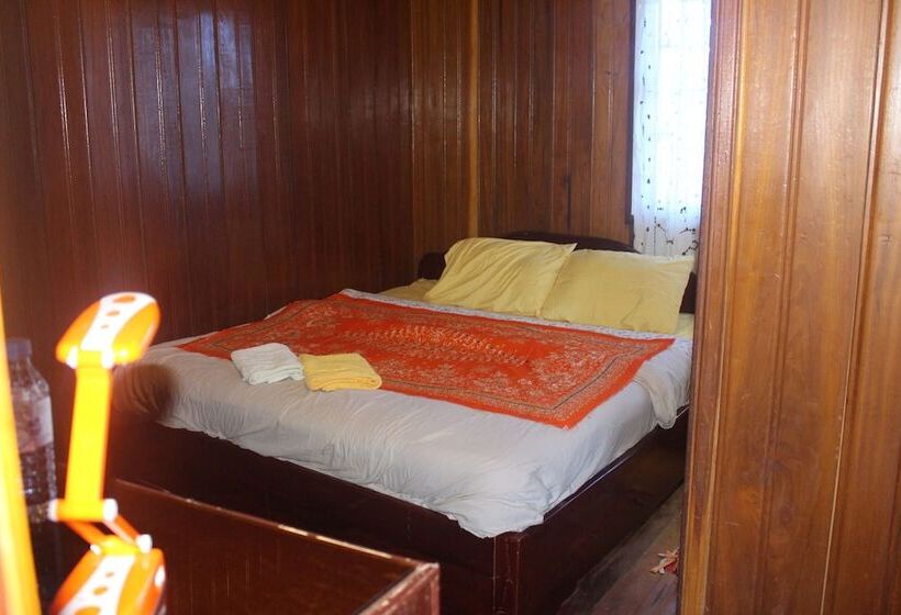 이코노미 룸, Terre De Lumiere