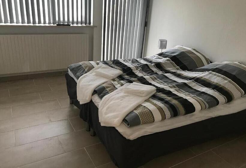 スタンダードルーム, Ikast