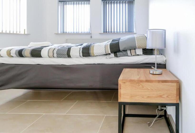 スタンダードルーム, Ikast