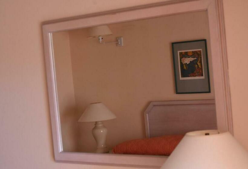 اتاق استاندارد, Pommarine