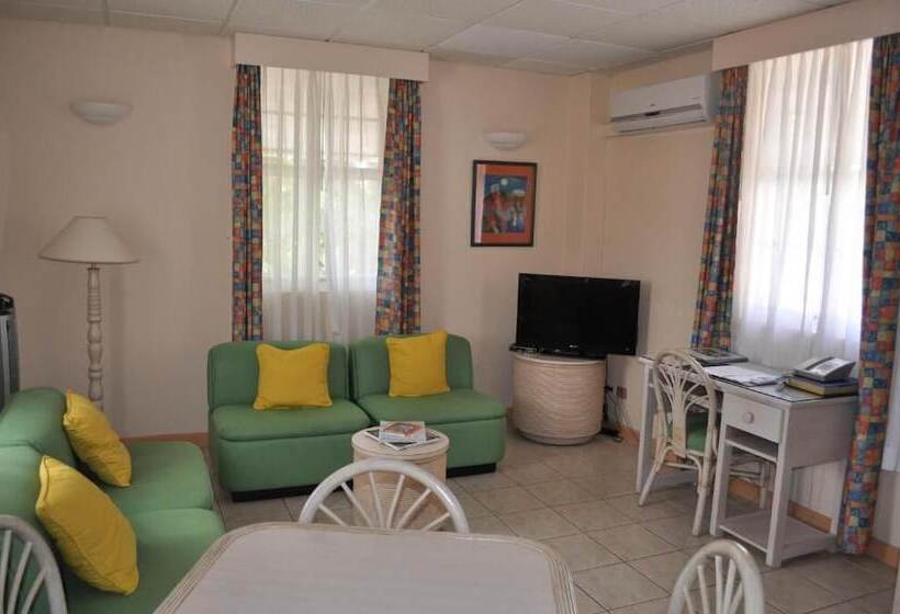 آپارتمان 1 خوابه, Pommarine