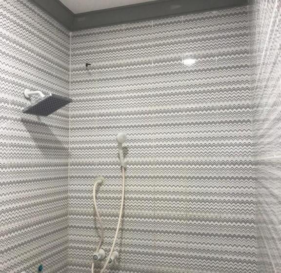 اتاق لوکس با چشمانداز دریا, String Wave Maldives