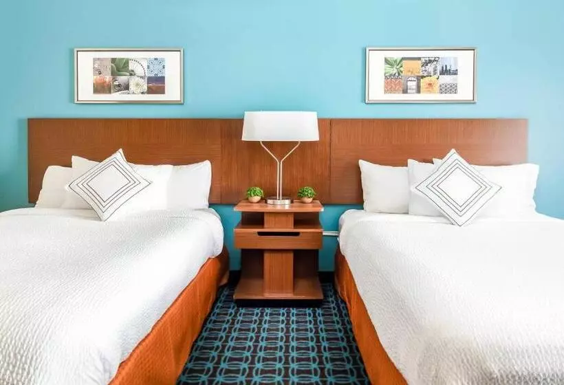 اتاق لوکس, Fairfield Inn Charlotte Northlake