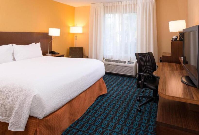 스탠다드 룸 킹사이즈 침대, Fairfield Inn Orlando Airport