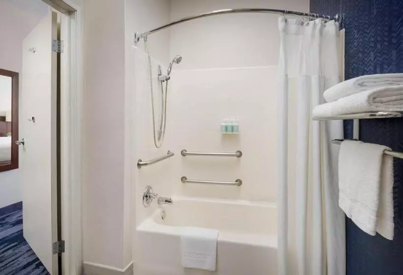 اتاق استاندارد, Fairfield Inn Philadelphia Airport