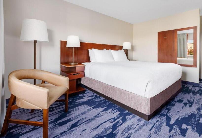 스탠다드 룸 킹사이즈 침대, Fairfield Inn Philadelphia Airport
