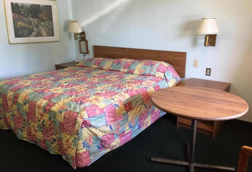 キングサイズベッドのスタンダードルーム, Flamingo Inn