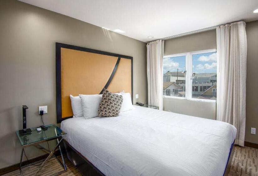 جناح, Grandview Inn