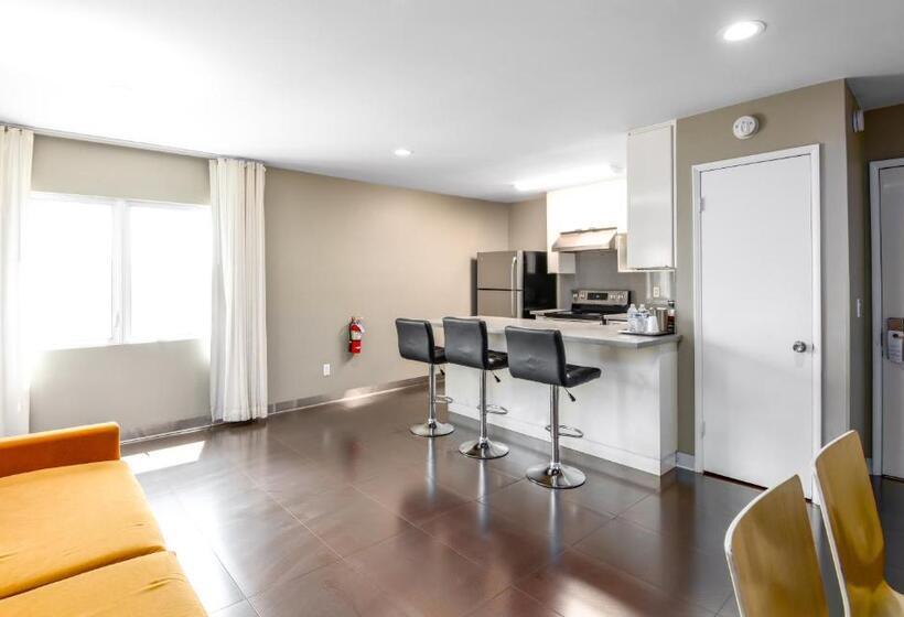 جناح, Grandview Inn