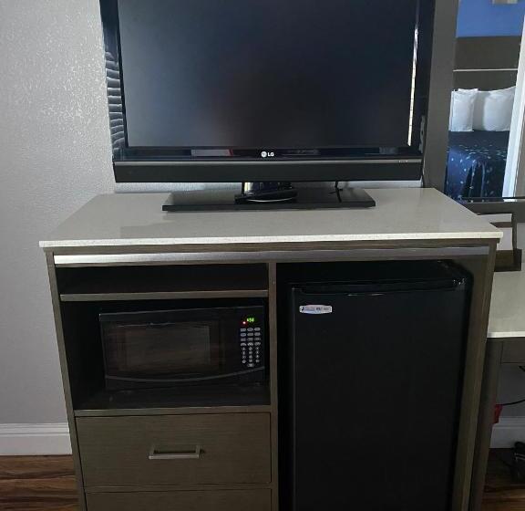 חדר סטנדרט מותאם לאדם עם מוגבלויות, Oasis Inn Sacramento Elk Grove