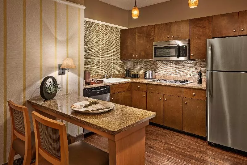 キングサイズベッドのスイートルーム, Sonesta Suites Scottsdale Gainey Ranch