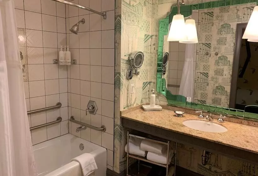 سوییت, The Royal Sonesta Portland Downtown