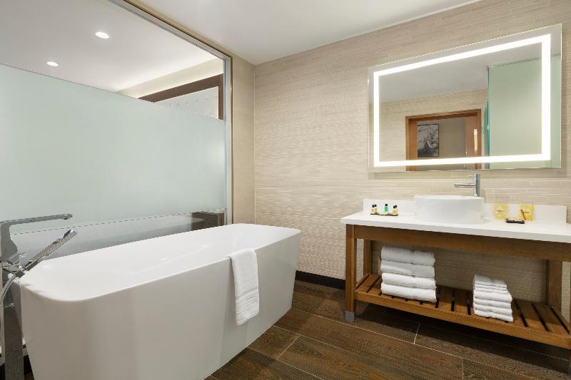 Sviitti King-vuode, Wyndham Anaheim