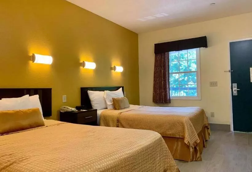 ２ダブルベッドのスタンダードルーム, Executive Inn & Suites Upper Marlboro