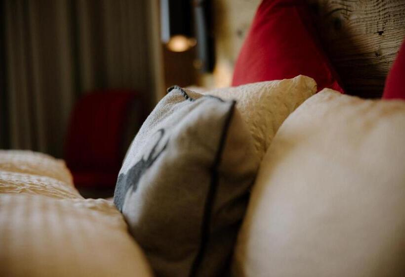 Svit med Balkong, Berghotel Engstligenalp