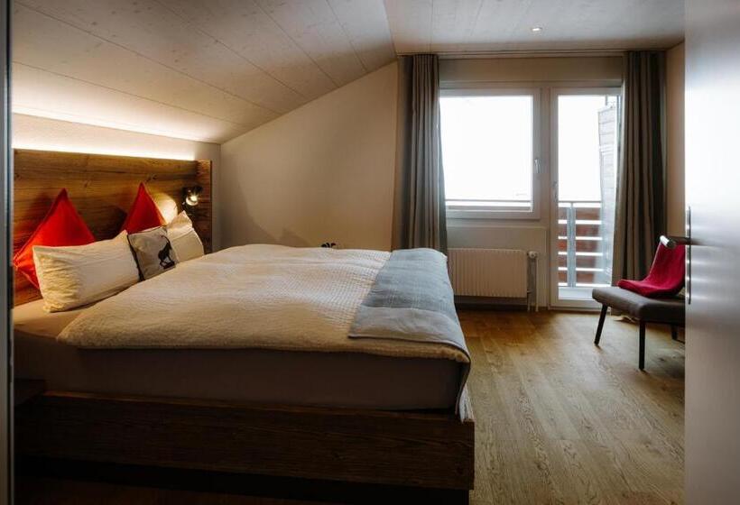 Svit med Balkong, Berghotel Engstligenalp