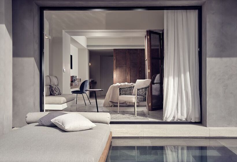 سوئیت جونیور با استخر, Contessina Suites & Spa Adults Only