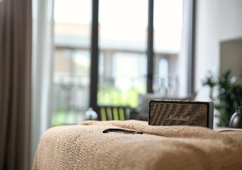 سوییت جونیور, Contessina Suites & Spa Adults Only