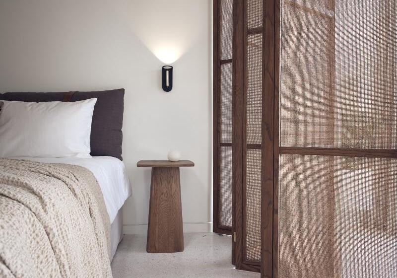 سوئیت جونیور با استخر, Contessina Suites & Spa Adults Only